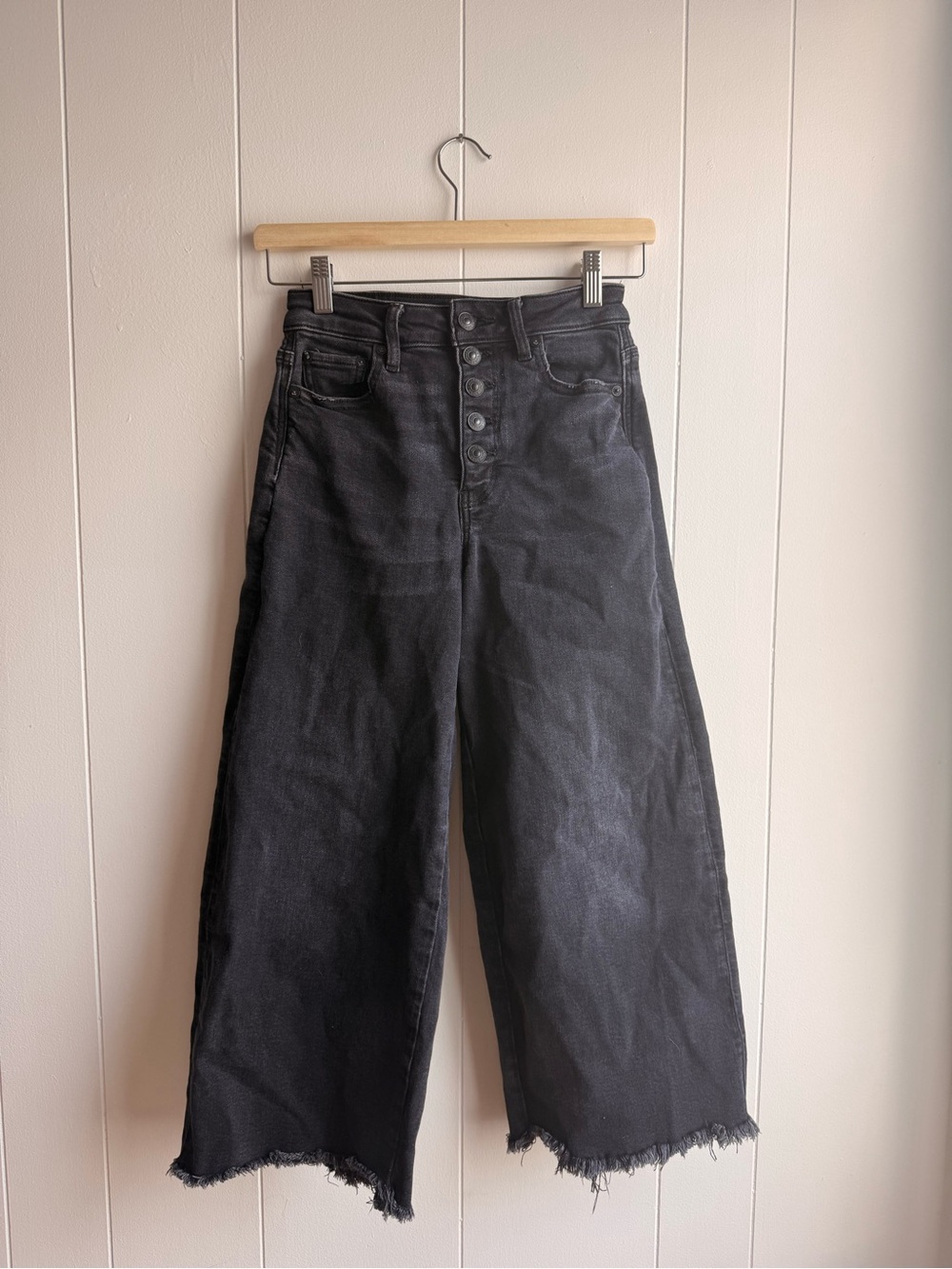 American Eagle Outfitters Black High-Rise Wide Leg Jeans